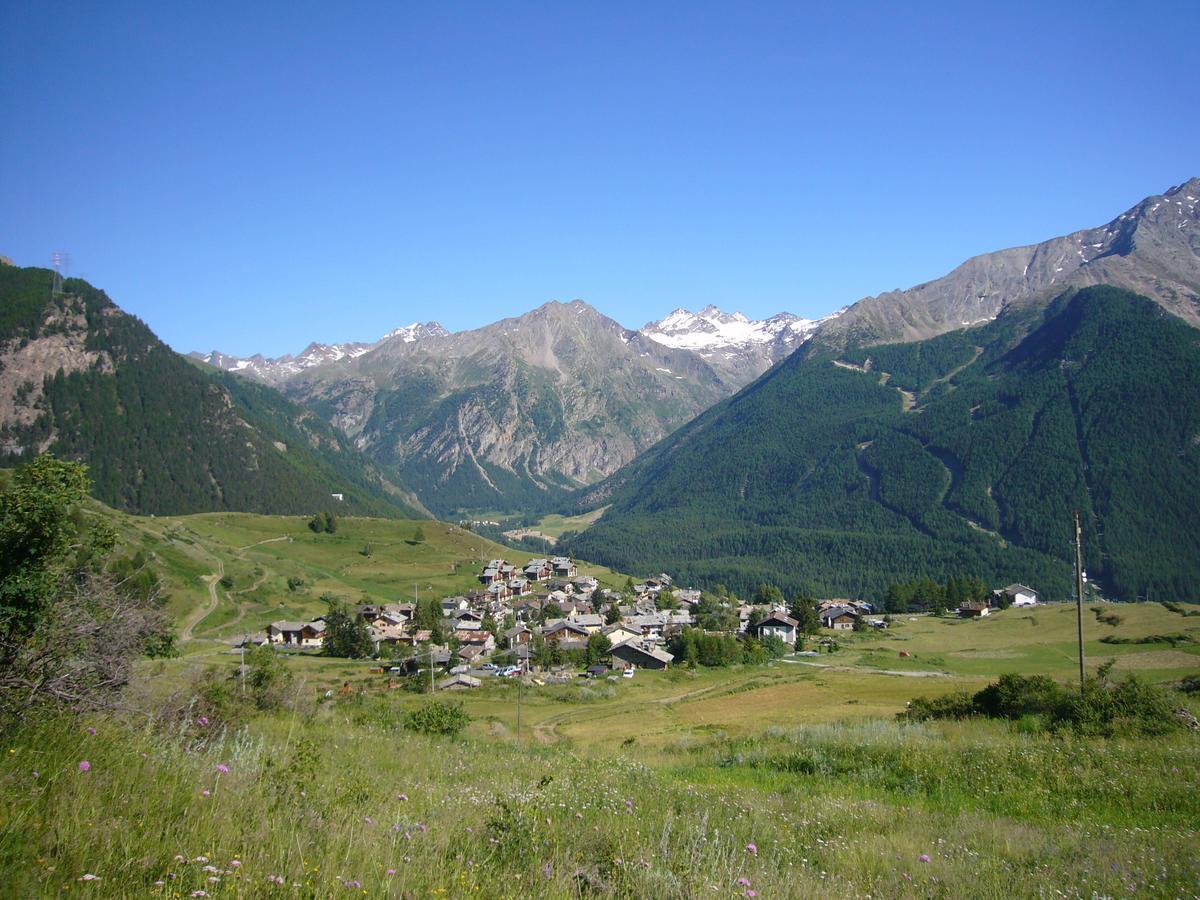 Hotel Locanda Grauson Cogne Exterior photo