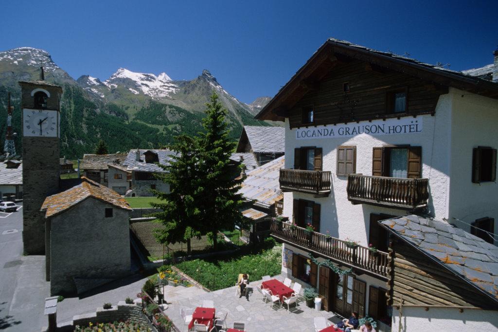 Hotel Locanda Grauson Cogne Exterior photo