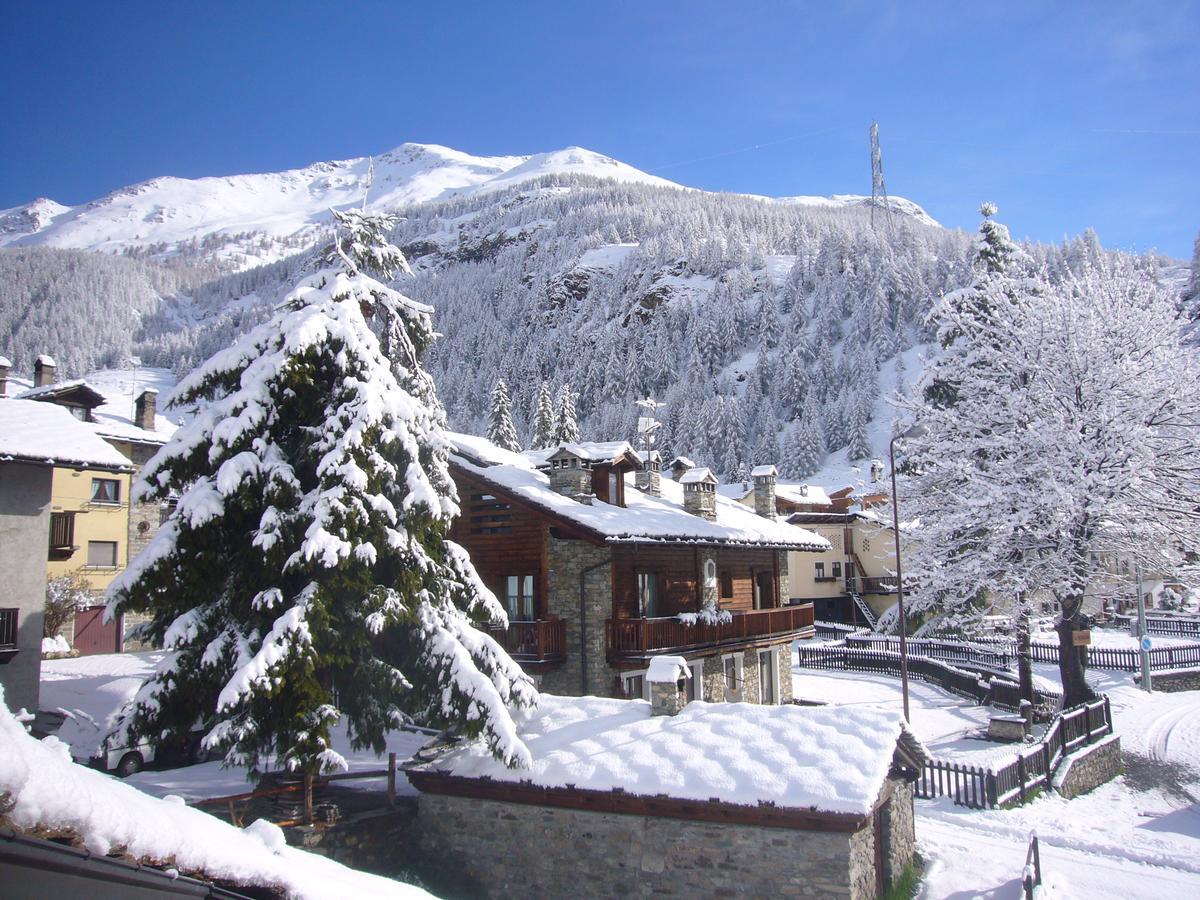 Hotel Locanda Grauson Cogne Exterior photo